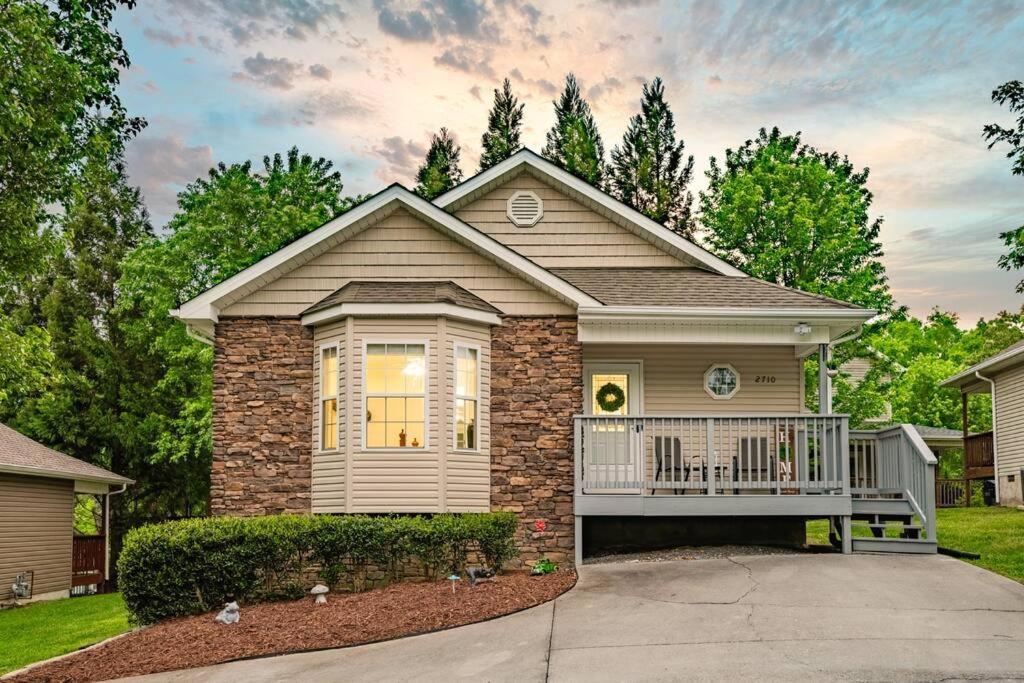 Great Smoky Mountain Get-Away Villa Pigeon Forge Exterior photo